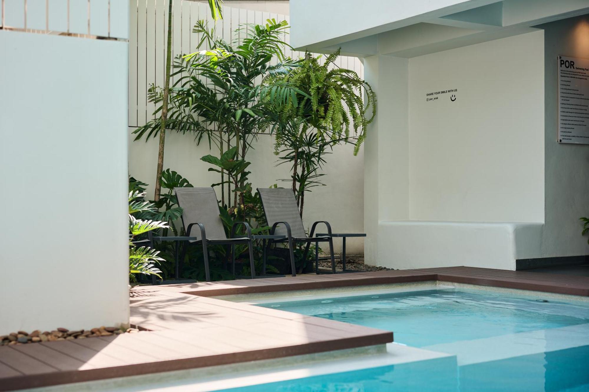Por Arak Hotel Chiang Mai Exterior foto