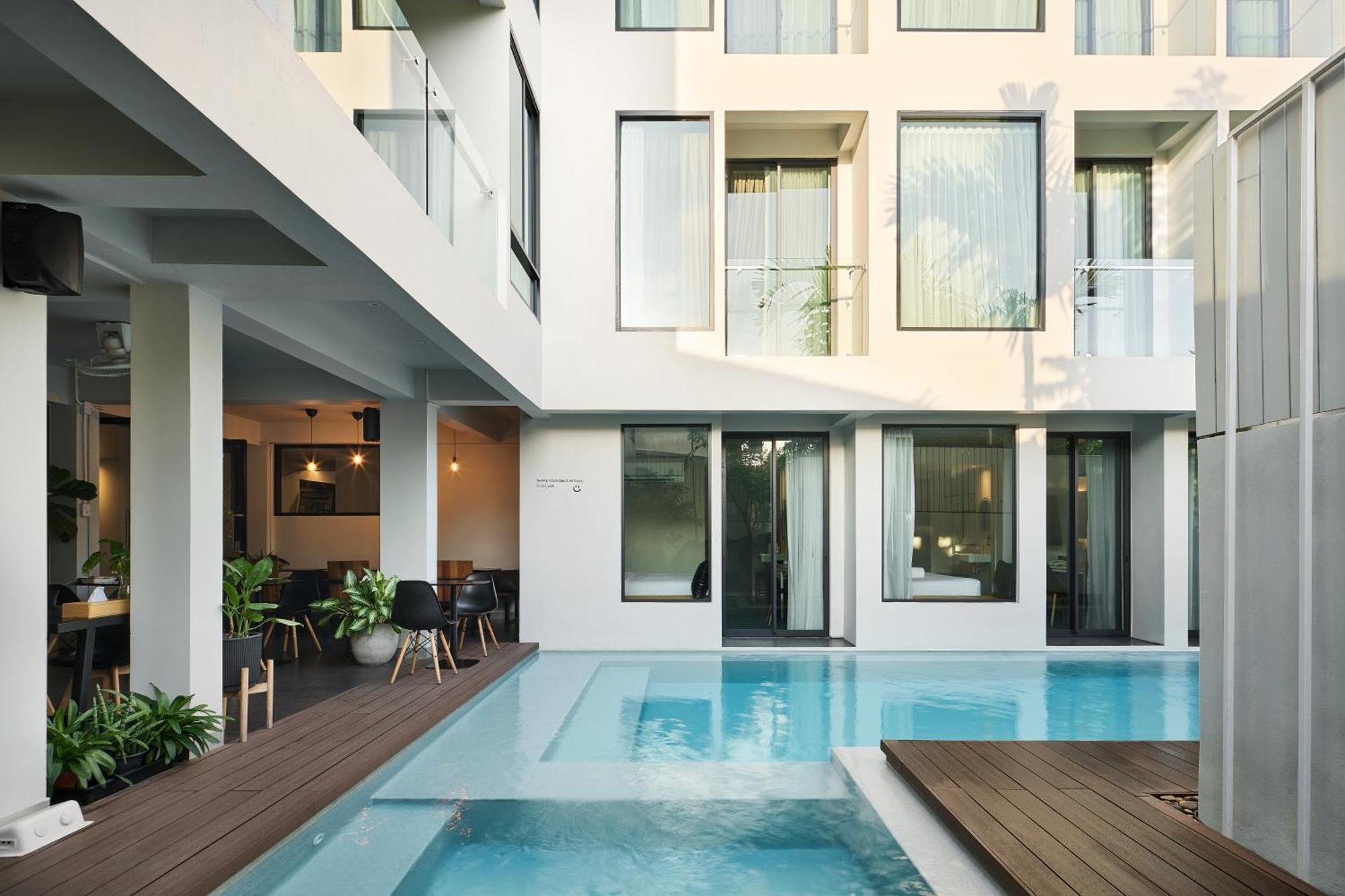 Por Arak Hotel Chiang Mai Exterior foto